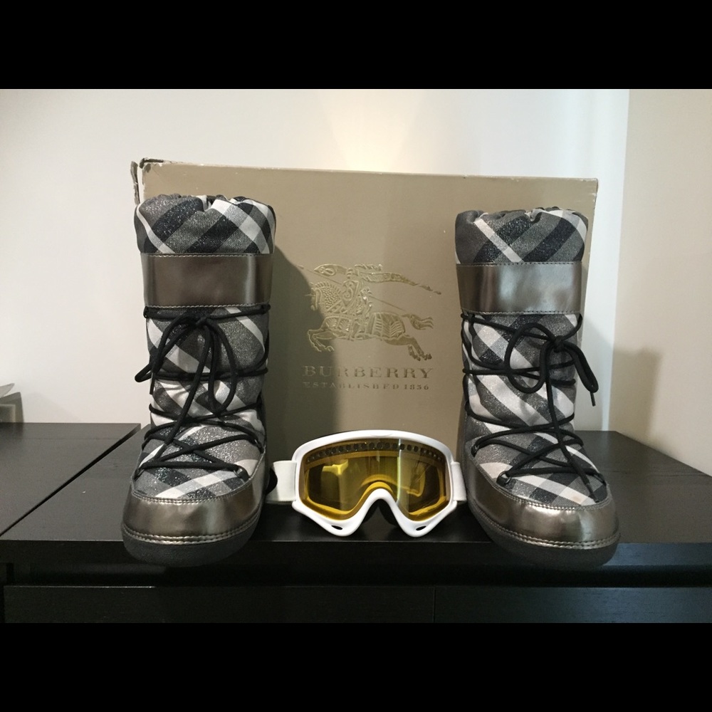 Burberry Ski/Snow Boots